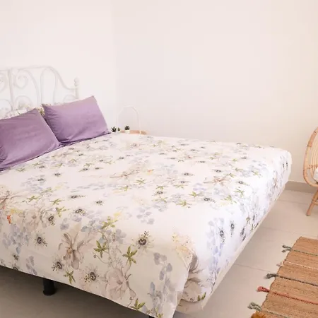 Precioso En Complejo Con Piscina 아파트 코스타 테기세